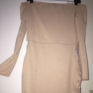 Off the shoulder dress w/ lace up sides